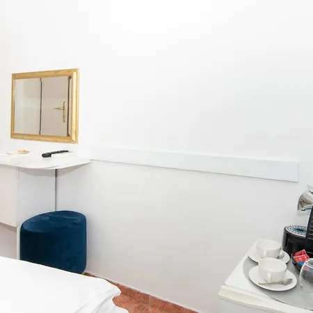 베드 앤 브랙퍼스트 도나텔라 4*