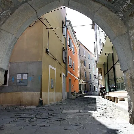 베드 앤 브랙퍼스트 도나텔라 B&B 4*