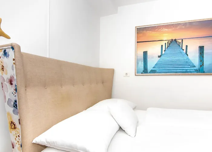 Bed And Brekfast Donatella Bed and Breakfast 4*